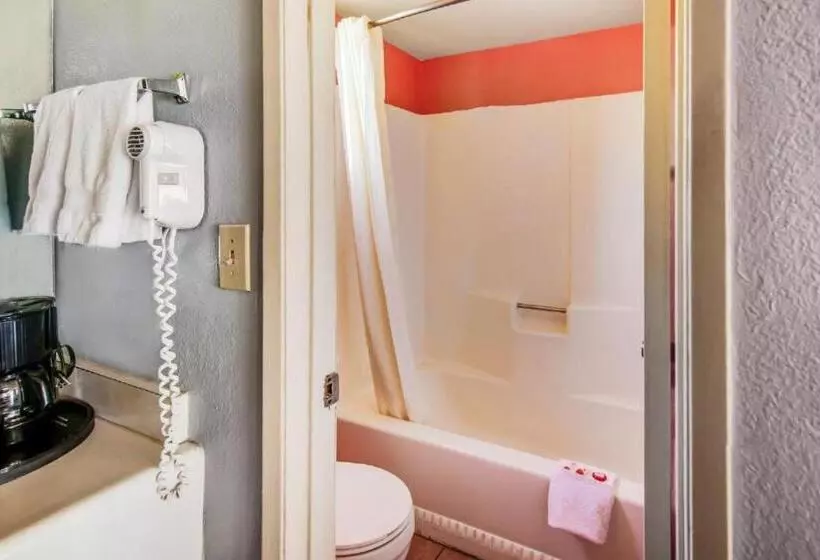 酒店 Europa Ridgecrest Listing Partner