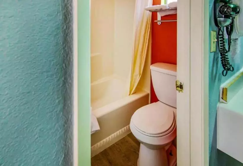 酒店 Europa Ridgecrest Listing Partner