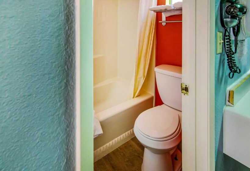 Отель Europa Ridgecrest Listing Partner