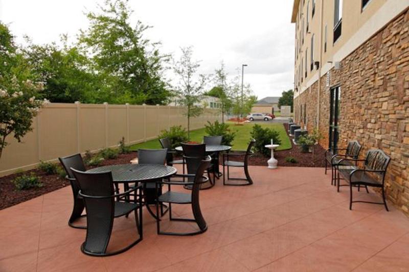 בית מלון כפרי Holiday Inn Express & Suites   Huntsville Airport, An Ihg