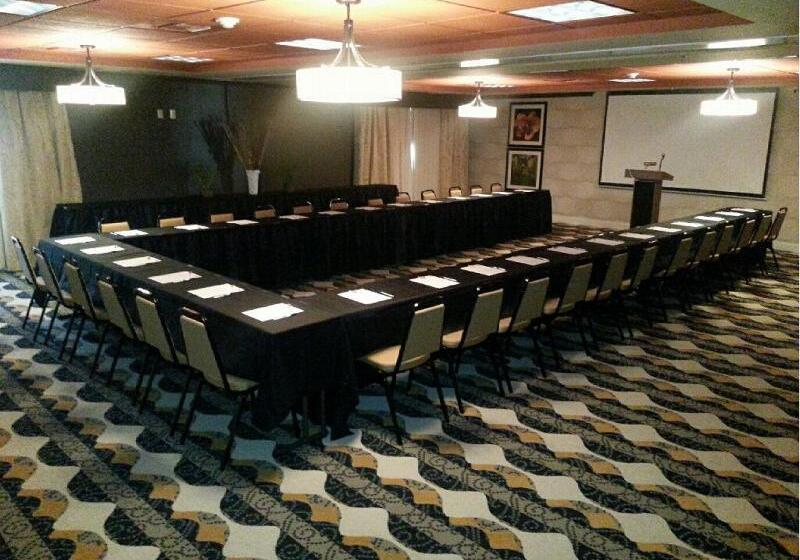 בית מלון כפרי Holiday Inn Express & Suites   Huntsville Airport, An Ihg