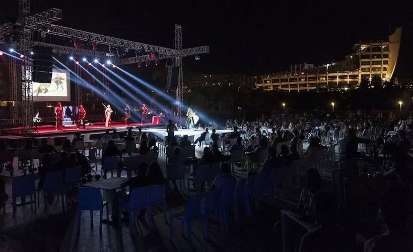 ホテル Noah S Ark Deluxe  & Spa