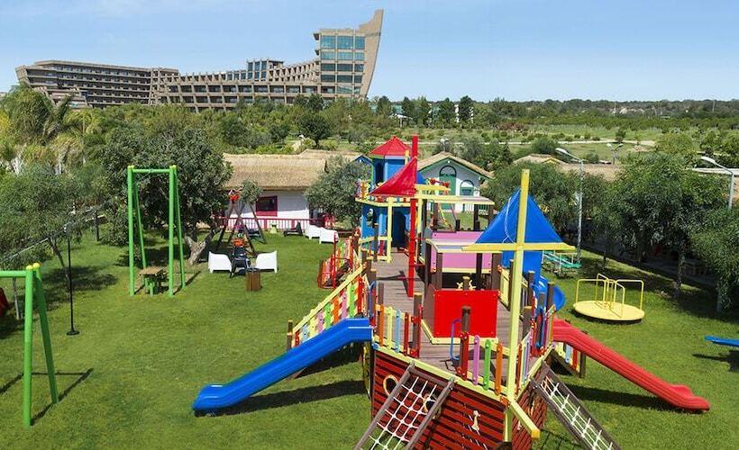 فندق Noah S Ark Deluxe  & Spa