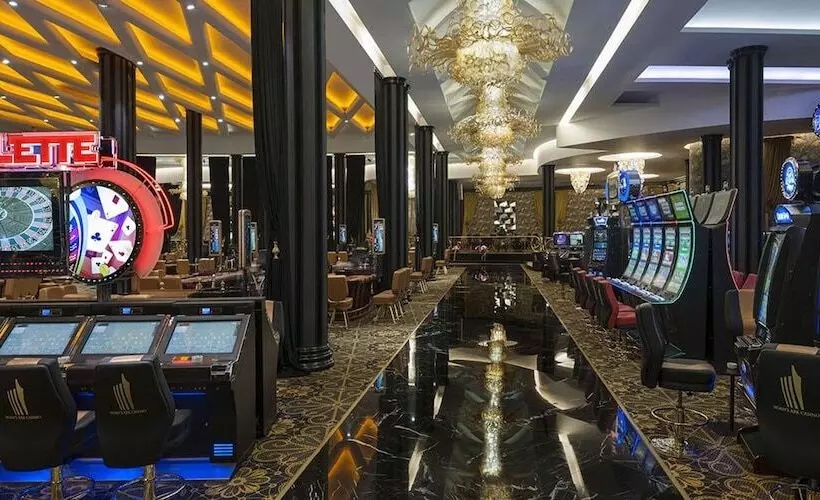 ホテル Noah S Ark Deluxe  & Spa