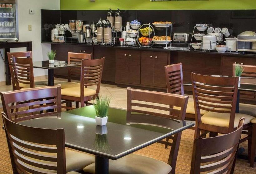 ホテル Sleep Inn & Suites Harbour Pointe