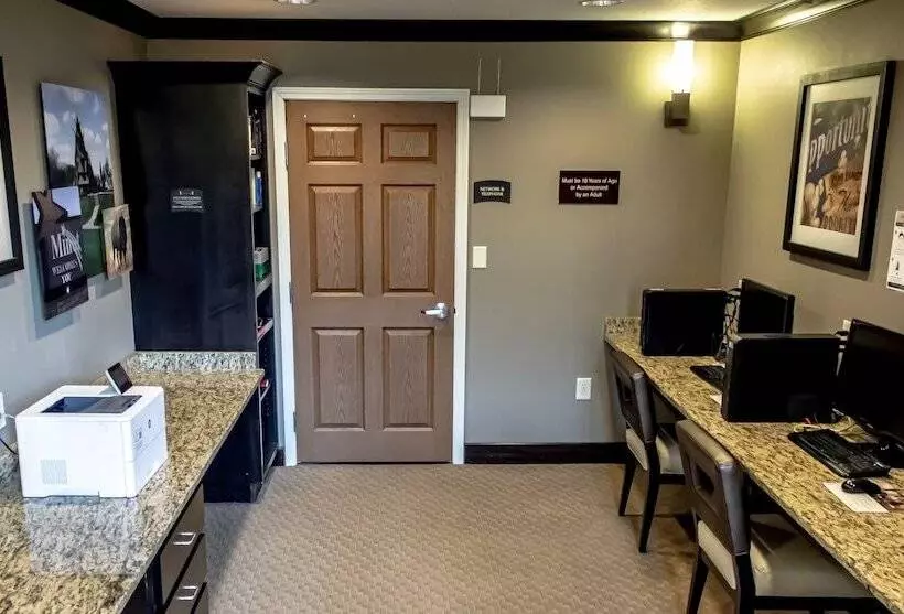 ホテル Staybridge Suites Minot, An Ihg