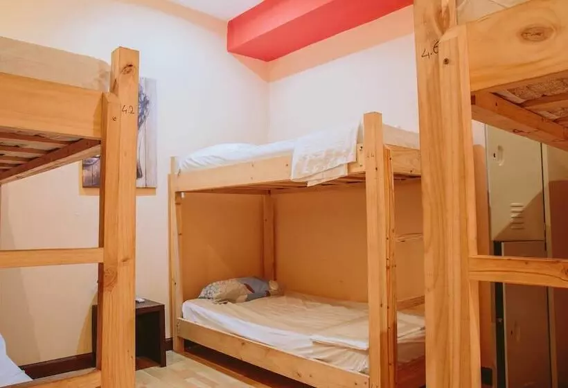 هتل Sunset Hostel