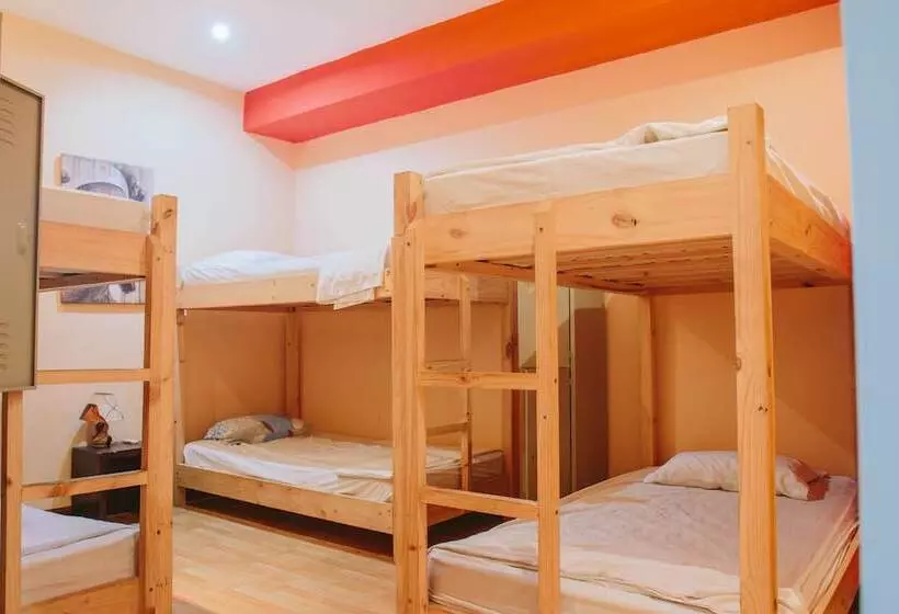 هتل Sunset Hostel