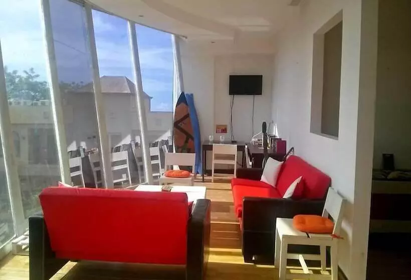 هتل Sunset Hostel