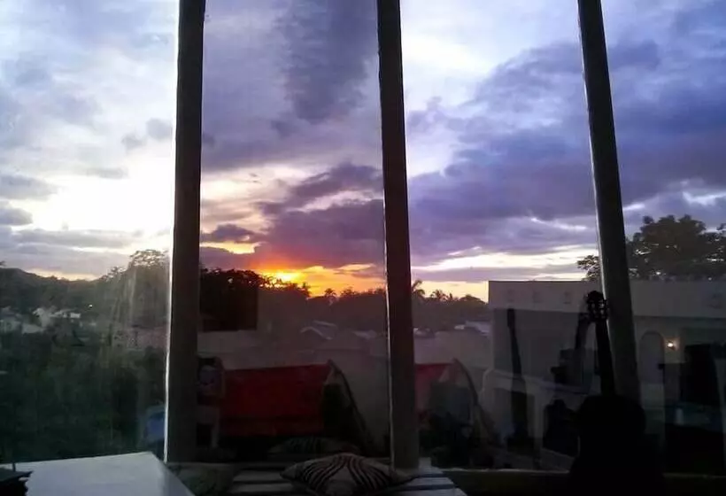 هتل Sunset Hostel