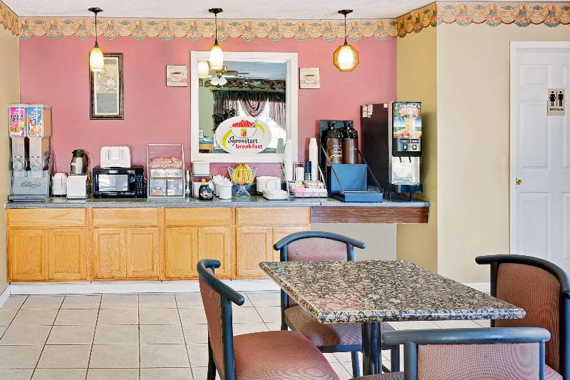 호텔 Super 8 By Wyndham Kosciusko