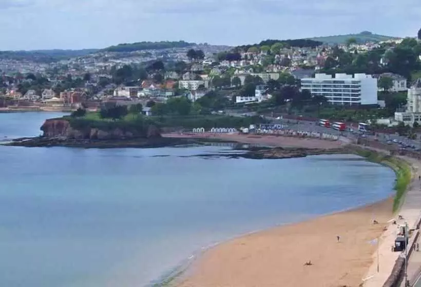 ホテル The Richmond