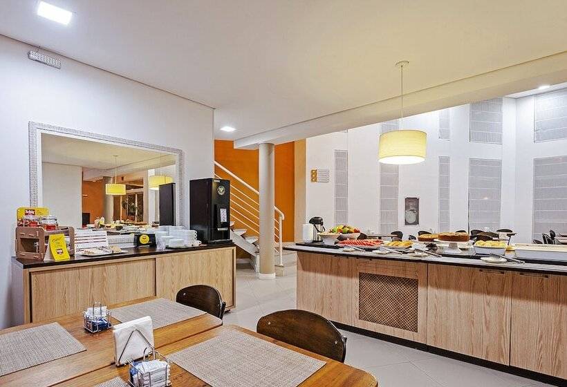 酒店 Camboriu Express