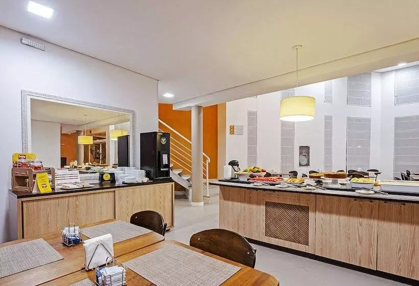 Szálloda Camboriu Express