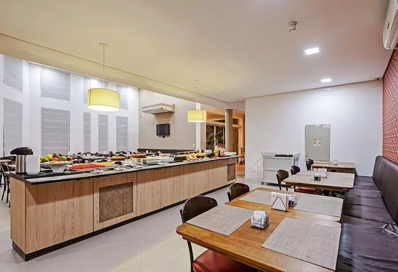 Szálloda Camboriu Express