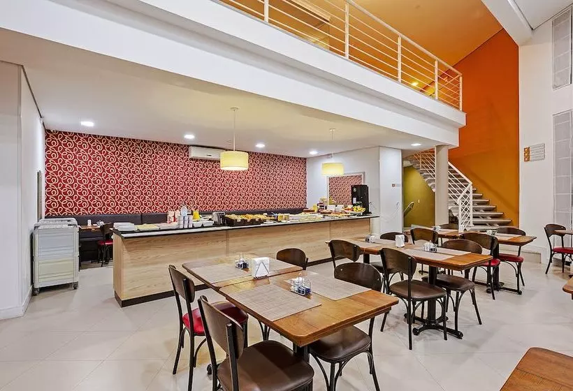 Szálloda Camboriu Express