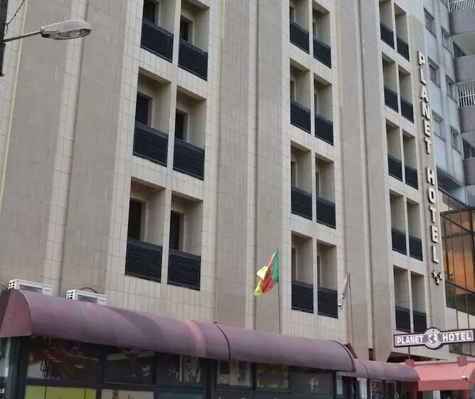 Planet Hotel
