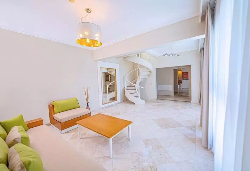 Bavaro Hotel Cortecito