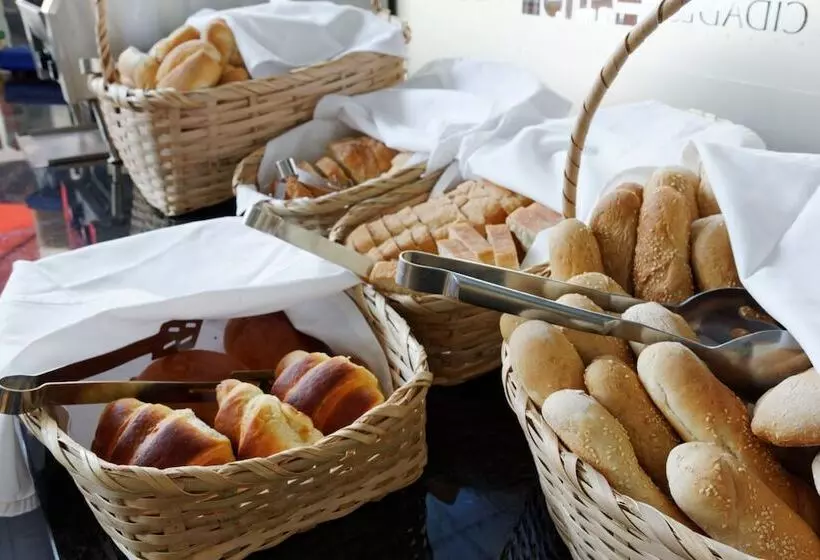 Aparthotel Mil Cidades