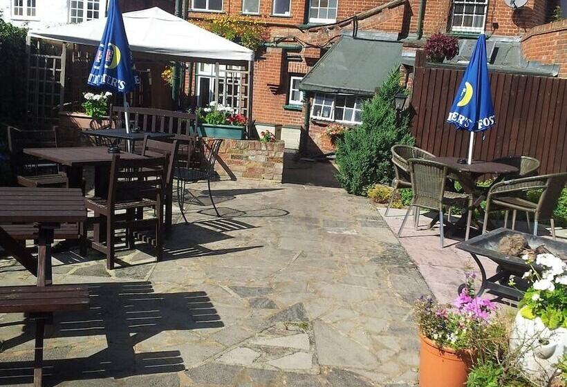 住宿加早餐 Falcon Inn