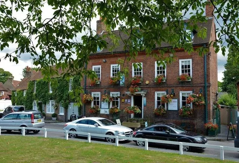 住宿加早餐 Falcon Inn