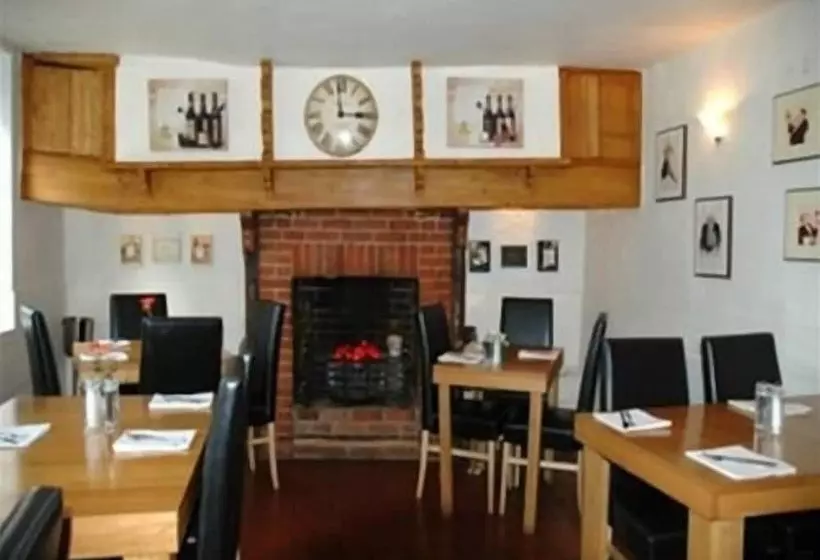 住宿加早餐 Falcon Inn