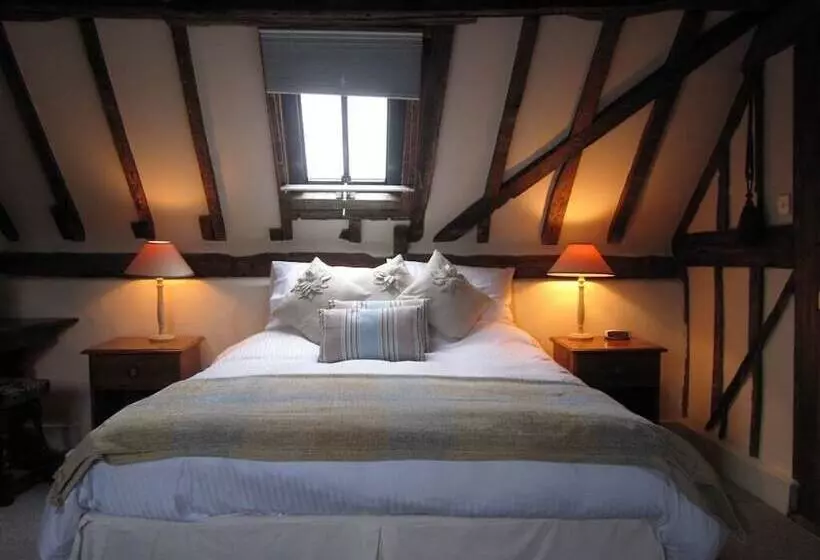 住宿加早餐 Falcon Inn