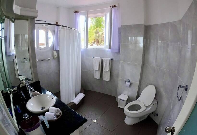 Отель Angermeyer Waterfront Inn