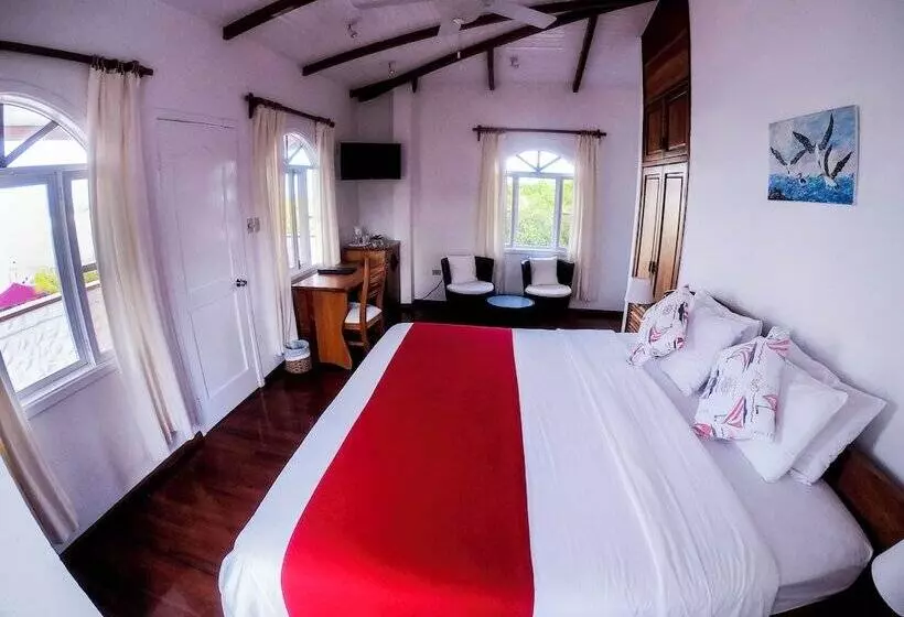 فندق Angermeyer Waterfront Inn