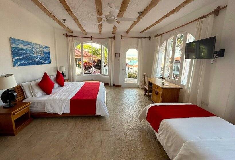 Отель Angermeyer Waterfront Inn