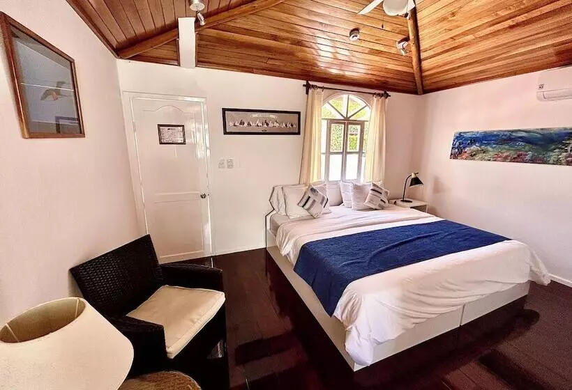 فندق Angermeyer Waterfront Inn