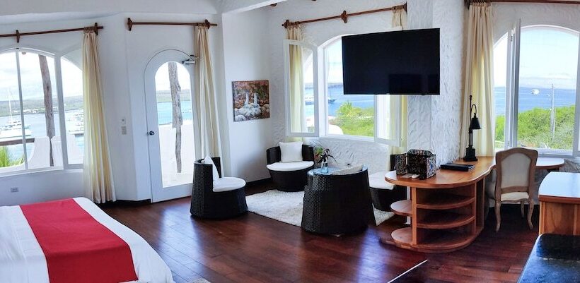 Отель Angermeyer Waterfront Inn