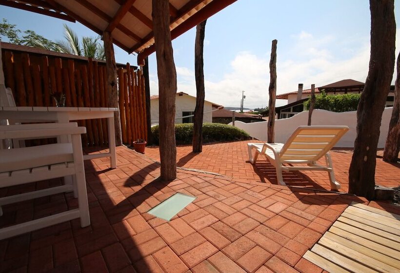 Отель Angermeyer Waterfront Inn