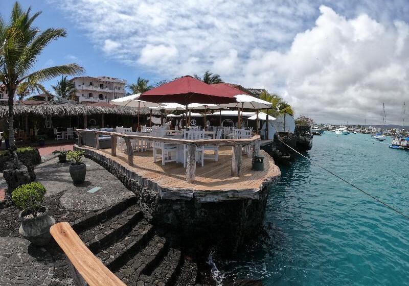 Отель Angermeyer Waterfront Inn