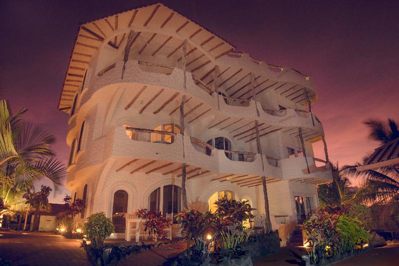 Отель Angermeyer Waterfront Inn