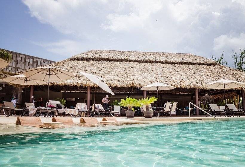 فندق Binniguenda Huatulco & Beach Club