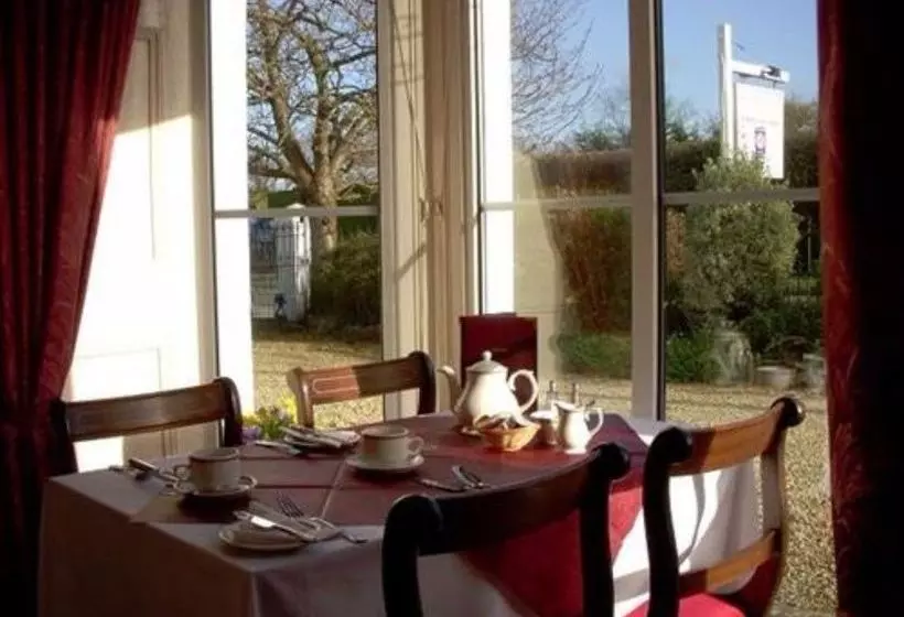 ホテル Brookthorpe Lodge