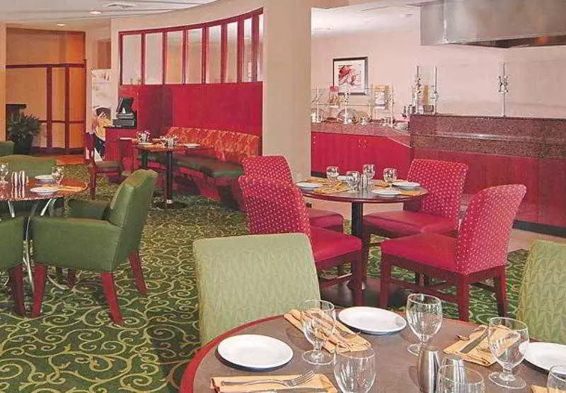 ホテル Courtyard Suffolk Chesapeake