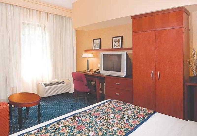 Hotel Courtyard Suffolk Chesapeake