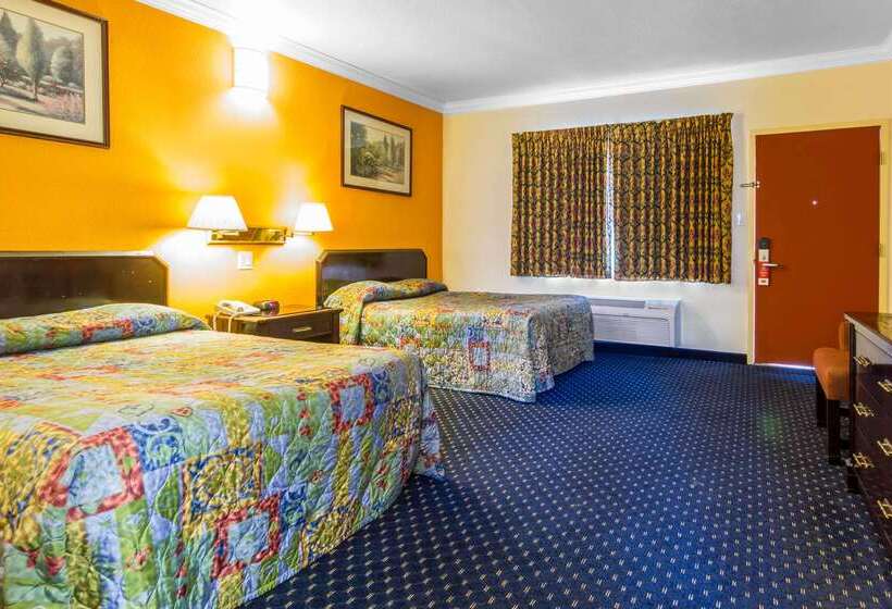 فندق Econo Lodge