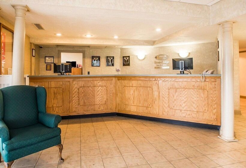 Отель Econo Lodge Inn & Suites Shamokin Dam   Selinsgrove