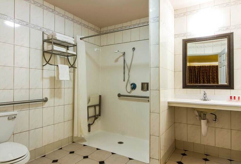 فندق Econo Lodge