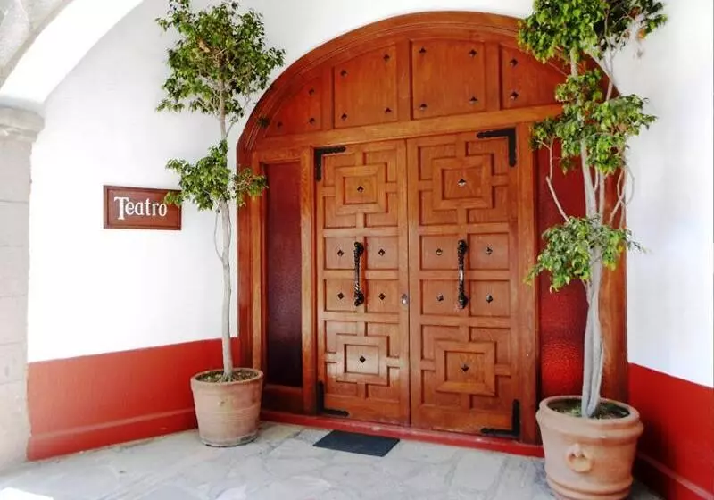 Hotel Hacienda La Purisima