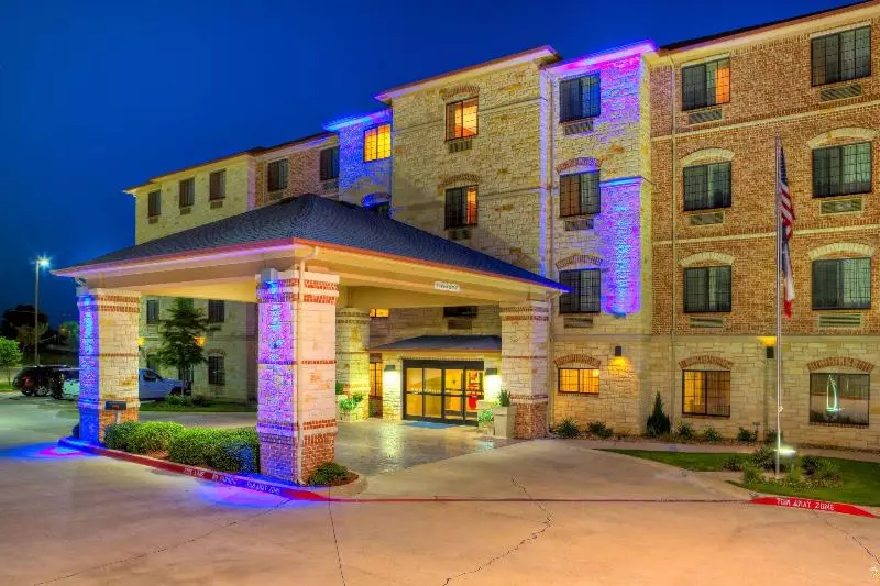 호텔 Holiday Inn Express And Suites Granbury, An Ihg