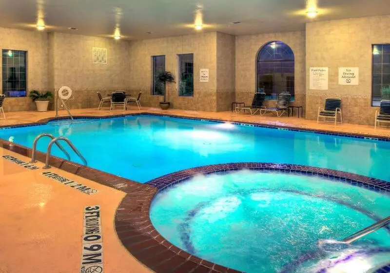 호텔 Holiday Inn Express And Suites Granbury, An Ihg