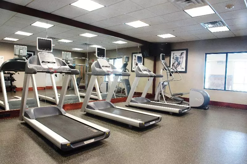 ホテル Holiday Inn Express And Suites Urbandale Des Moines, An Ihg