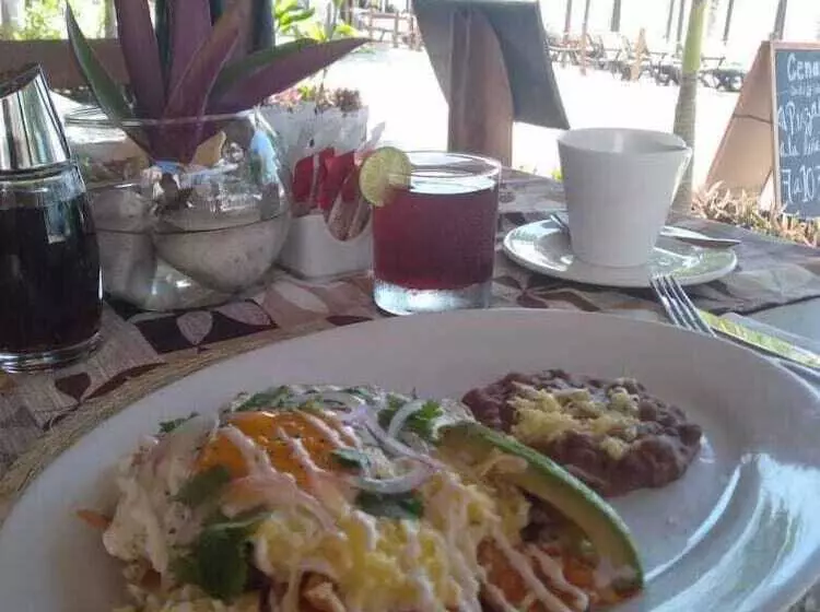 ホテル Quinto Sole By Guru