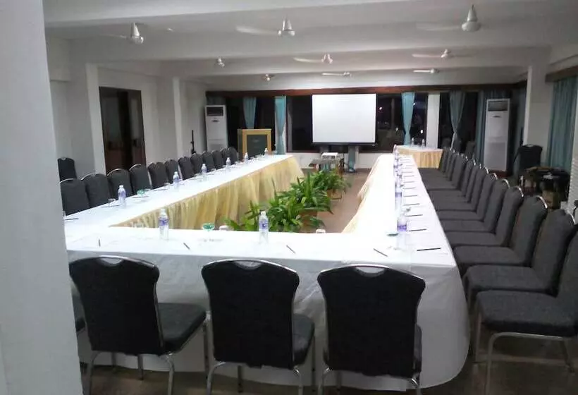 Отель Peerless Resort Port Blair