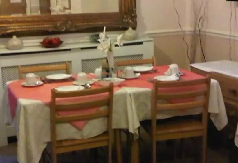 Hotel Priory Guest House