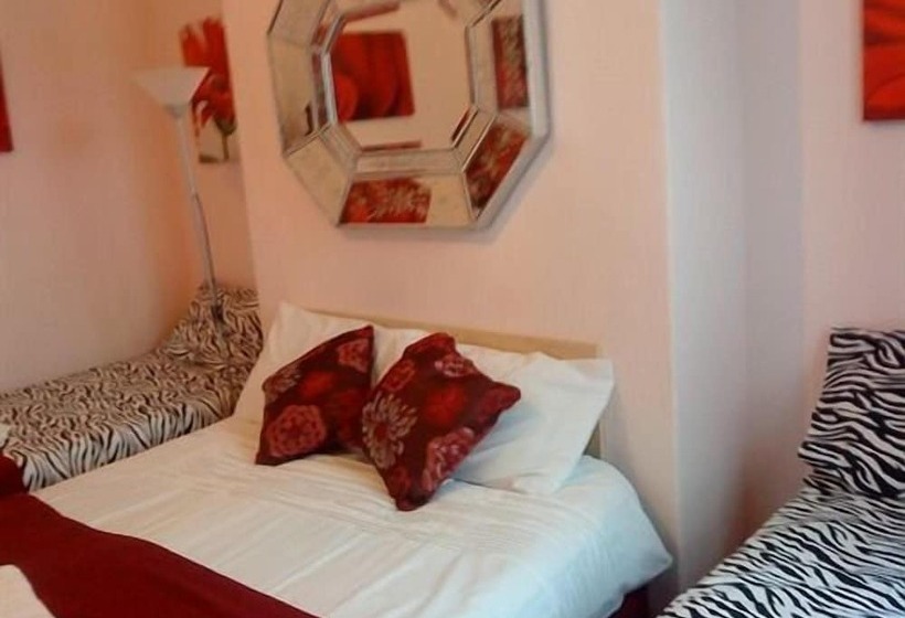 فندق Priory Guest House